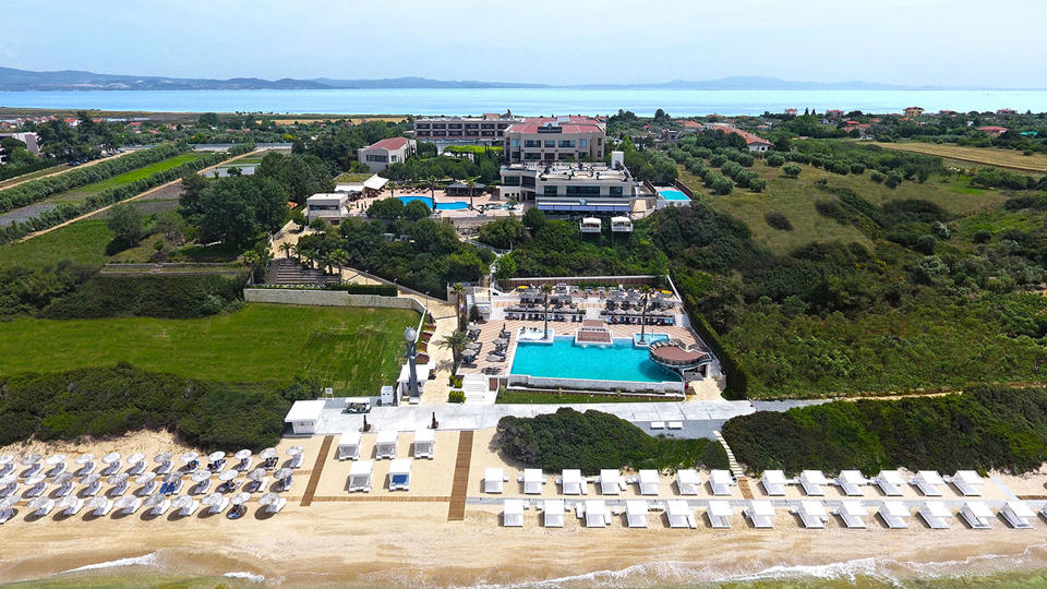Pomegranate Wellness Spa Hotel. Неа Потидеа, Халкидики